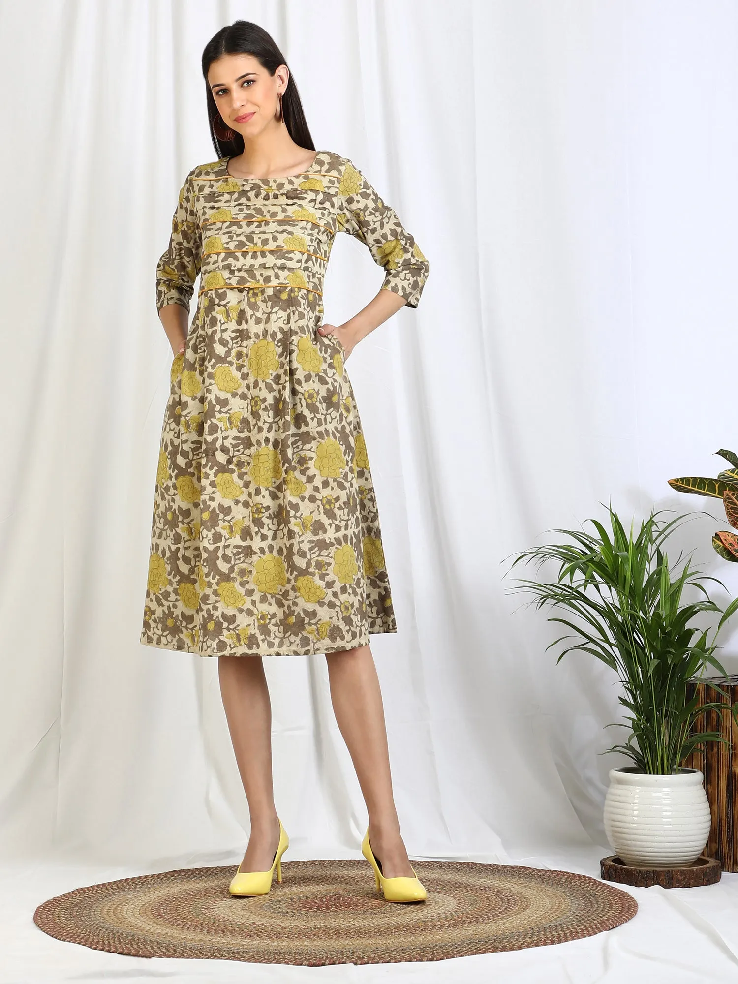 Ajrakh Dabu Floral 'Graceful' Cotton Dress
