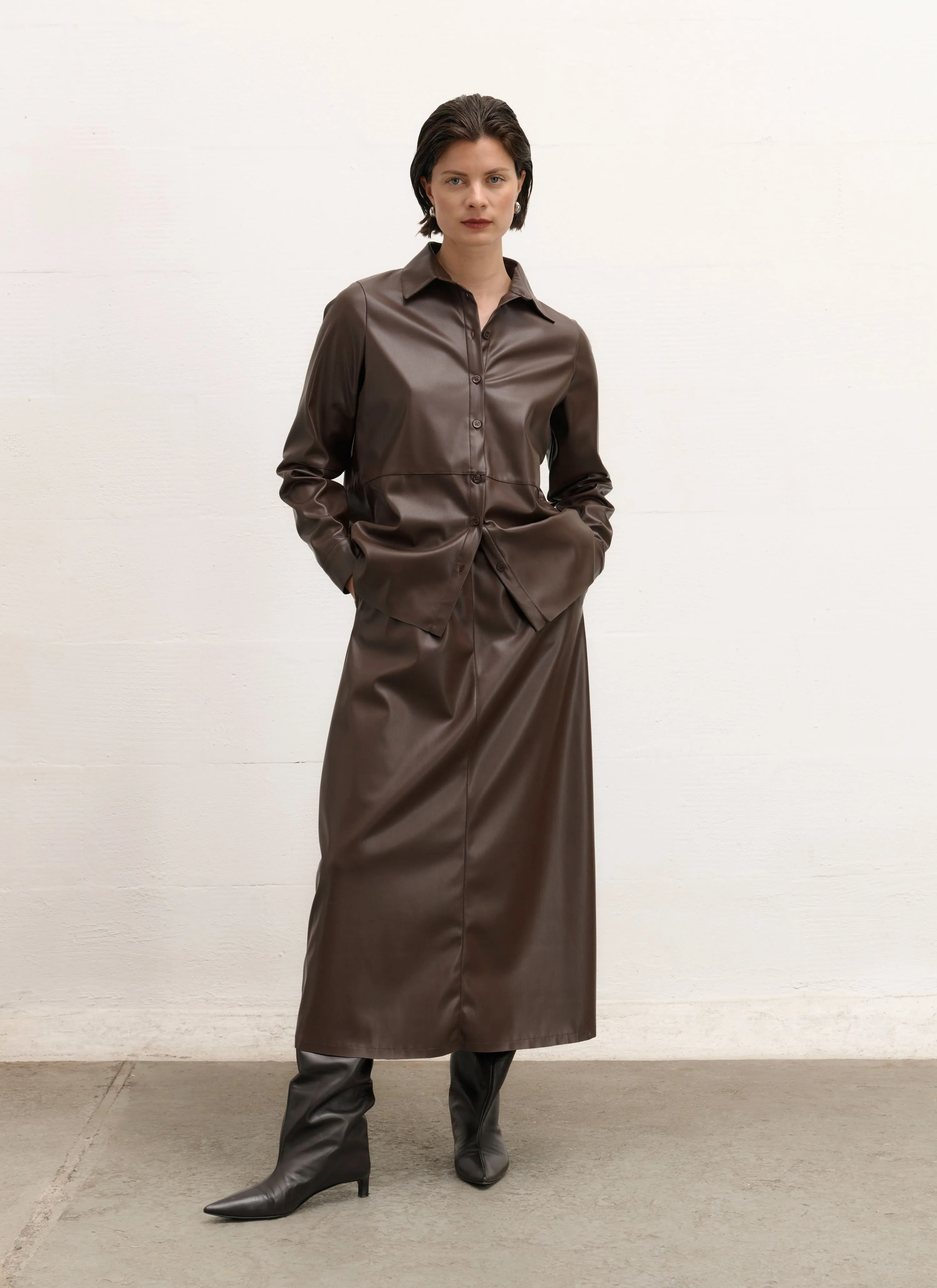 Blouse | Vegan Leather | Nely | Chocolate