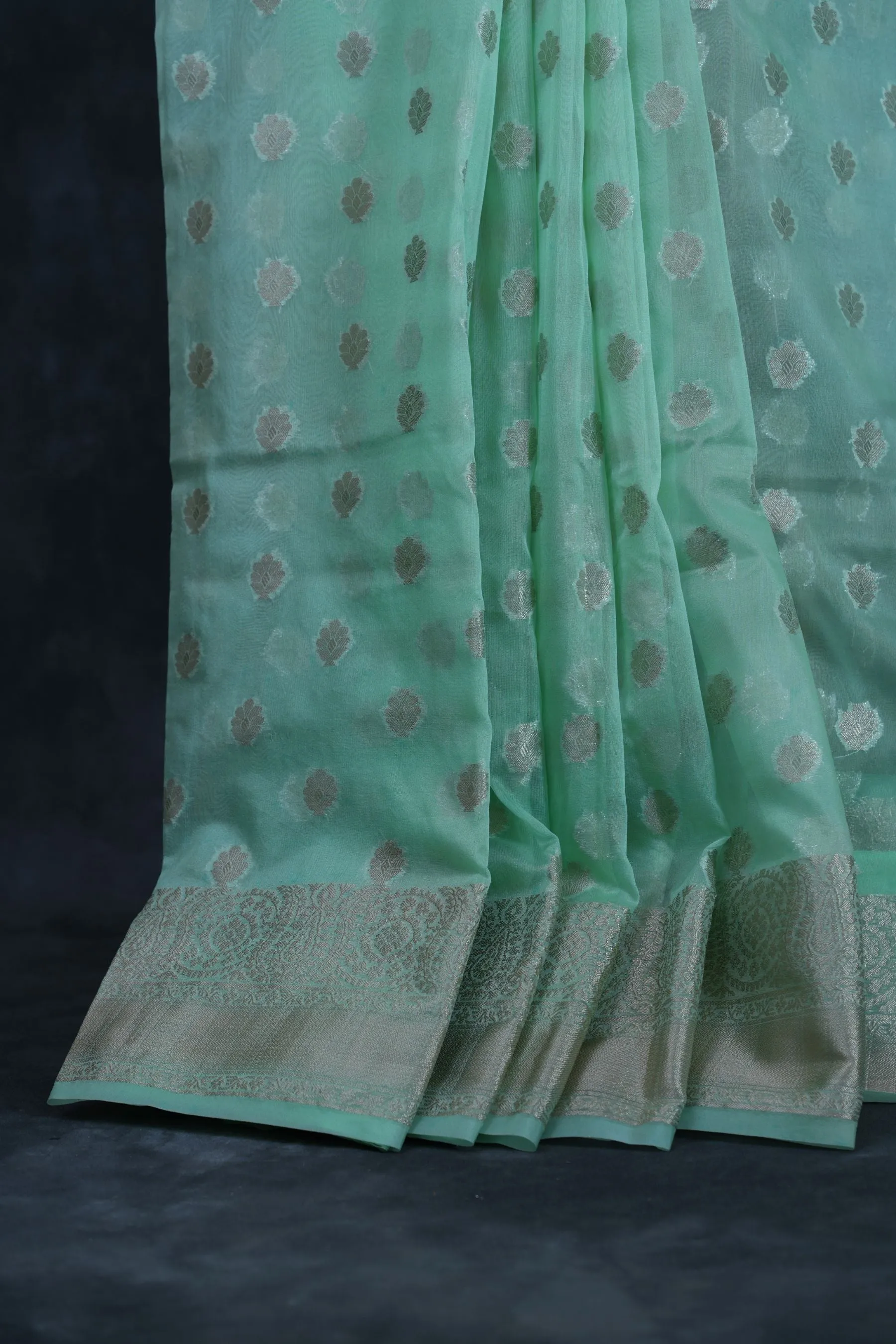 Handwoven Banarasi Kora Silk Saree with Detailed Patterns - Traditional