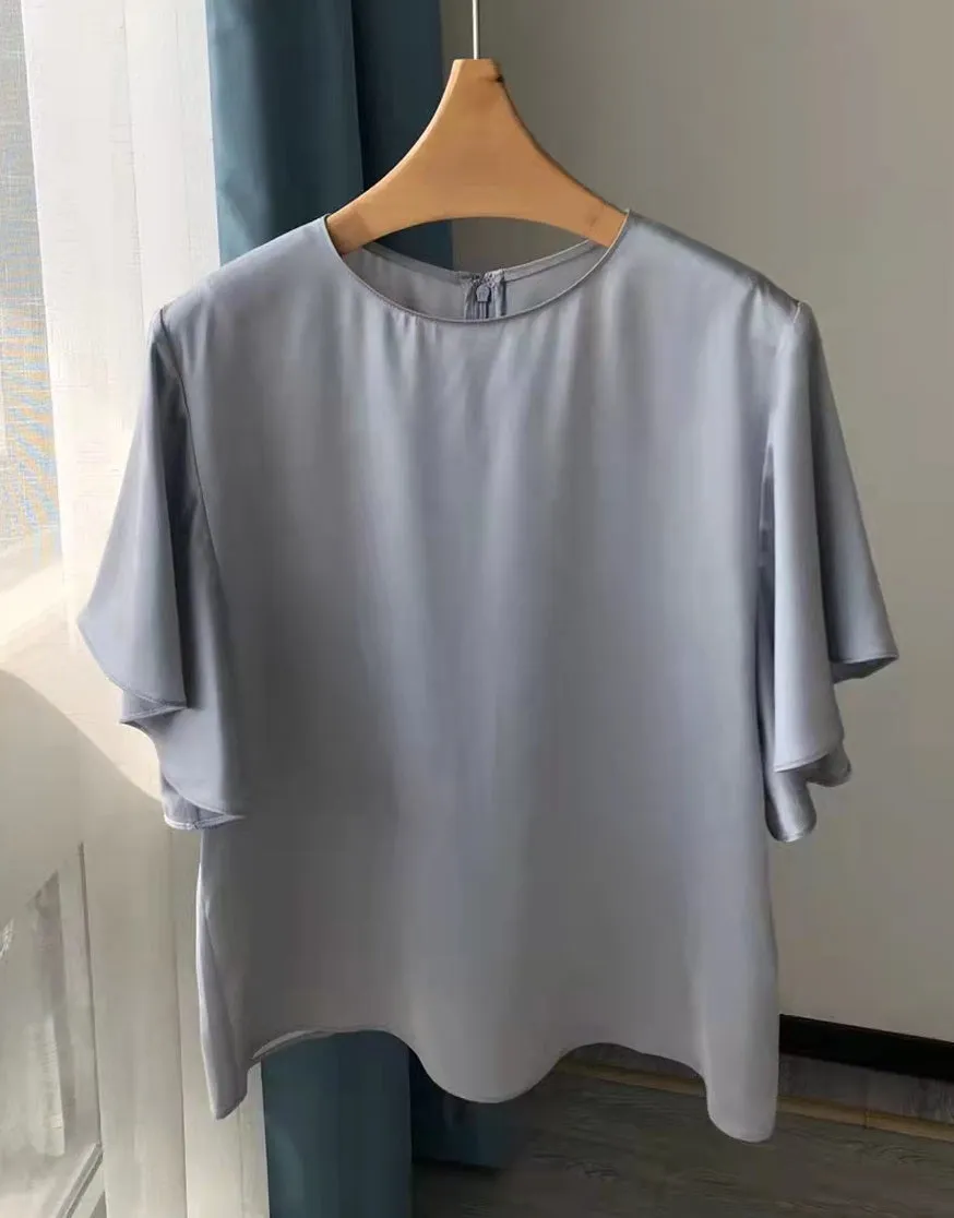 Nonothing | Luxurious pure silk crew neck short sleeves blouse in grey
