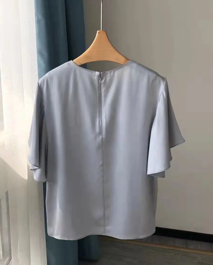 Nonothing | Luxurious pure silk crew neck short sleeves blouse in grey